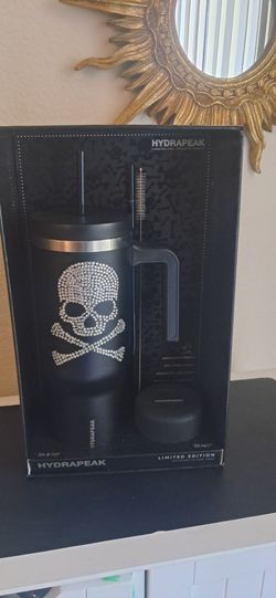Skull water bottle