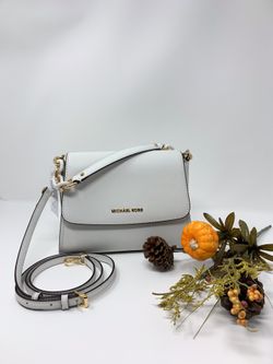 Michael Kors Sofia Small Satchel for Sale in Pearl City HI OfferUp