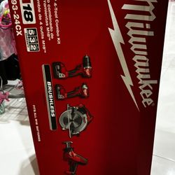 Milwaukee M18 Brushless 4-Tool Combo Kit 