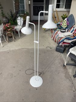 Vintage Mid-Century Modern Double-Arm Cone Trumpet Shade Floor Lamp – White Enameled Metal