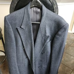 Sharp men's sport jacket.