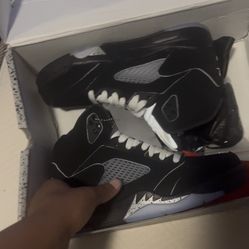 Jordan 5 metallic 