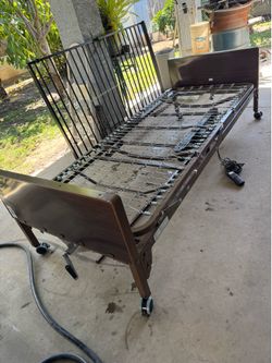Medline Bed both feet and head rise up