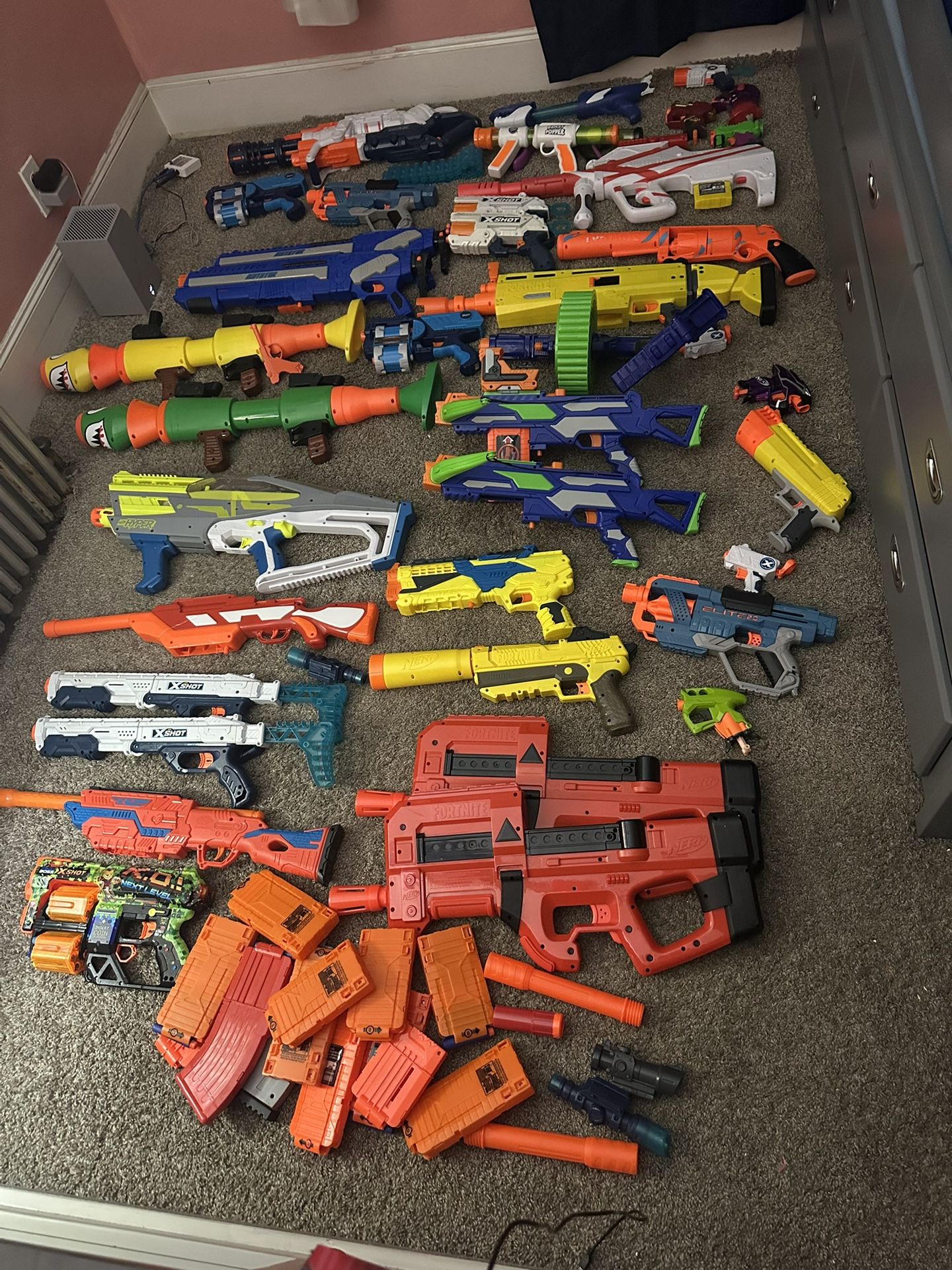 HUGE NERF GUN LOT!!!