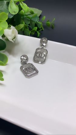 Acrylic Earrings For Women Vintage Geometric Dangle Drop Earrings, Silver Color
