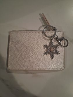 Pearl snowflake coin purse