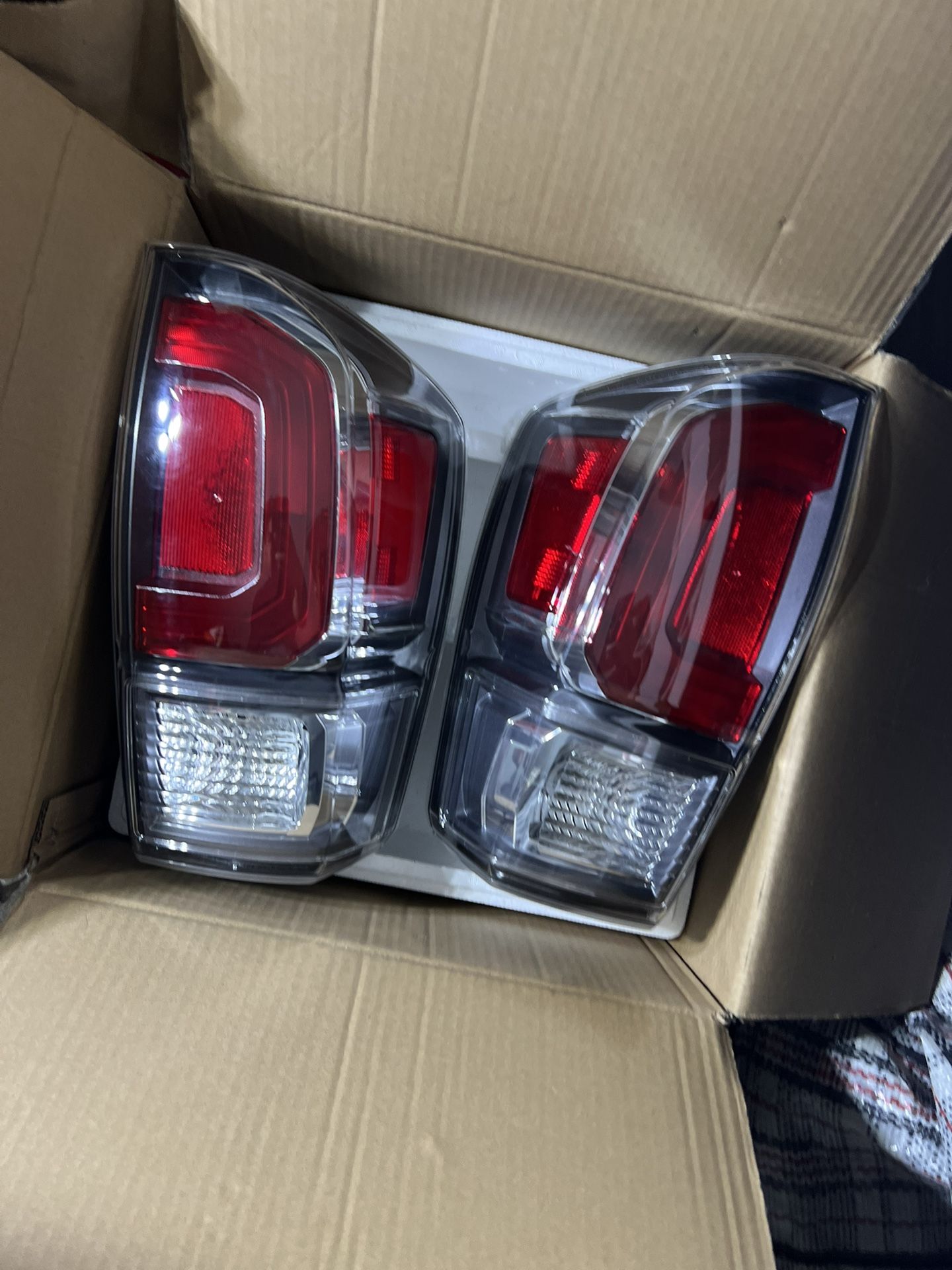 2021 TACOMA OFF ROAD REAR LIGHTS