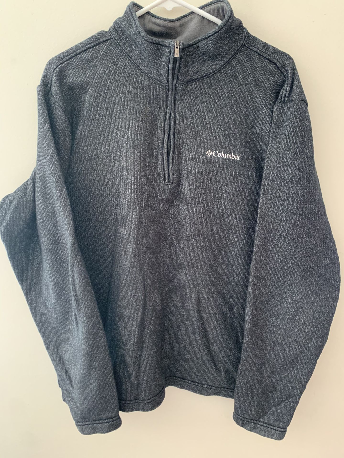 Columbia half zip fleece