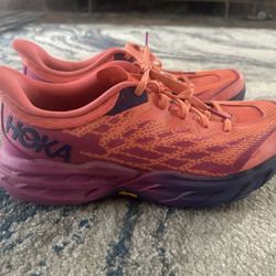 Hoka Women’s Speedgoat 5 Shoes 