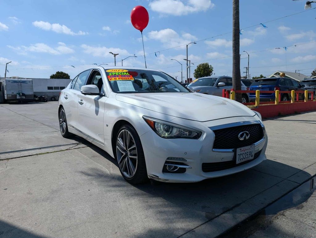 2014 Infiniti Q50