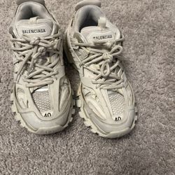 Balenciaga Tracks