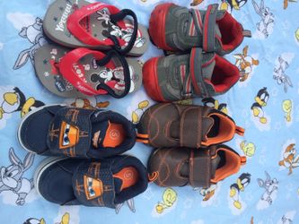 Boys shoes