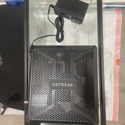 NETGEAR Nighthawk Cable Modem WiFi Router – Works Perfect – $40