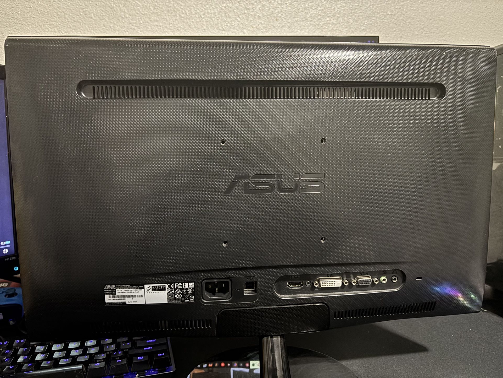 Asus Vk228