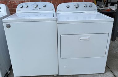 Whirlpool Washer and GAS Dryer set