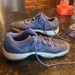 Jordan 11 Blue Noon Size 7Y