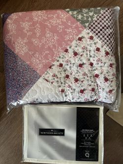 New In Package-Beautiful Twin Quilt And sheets