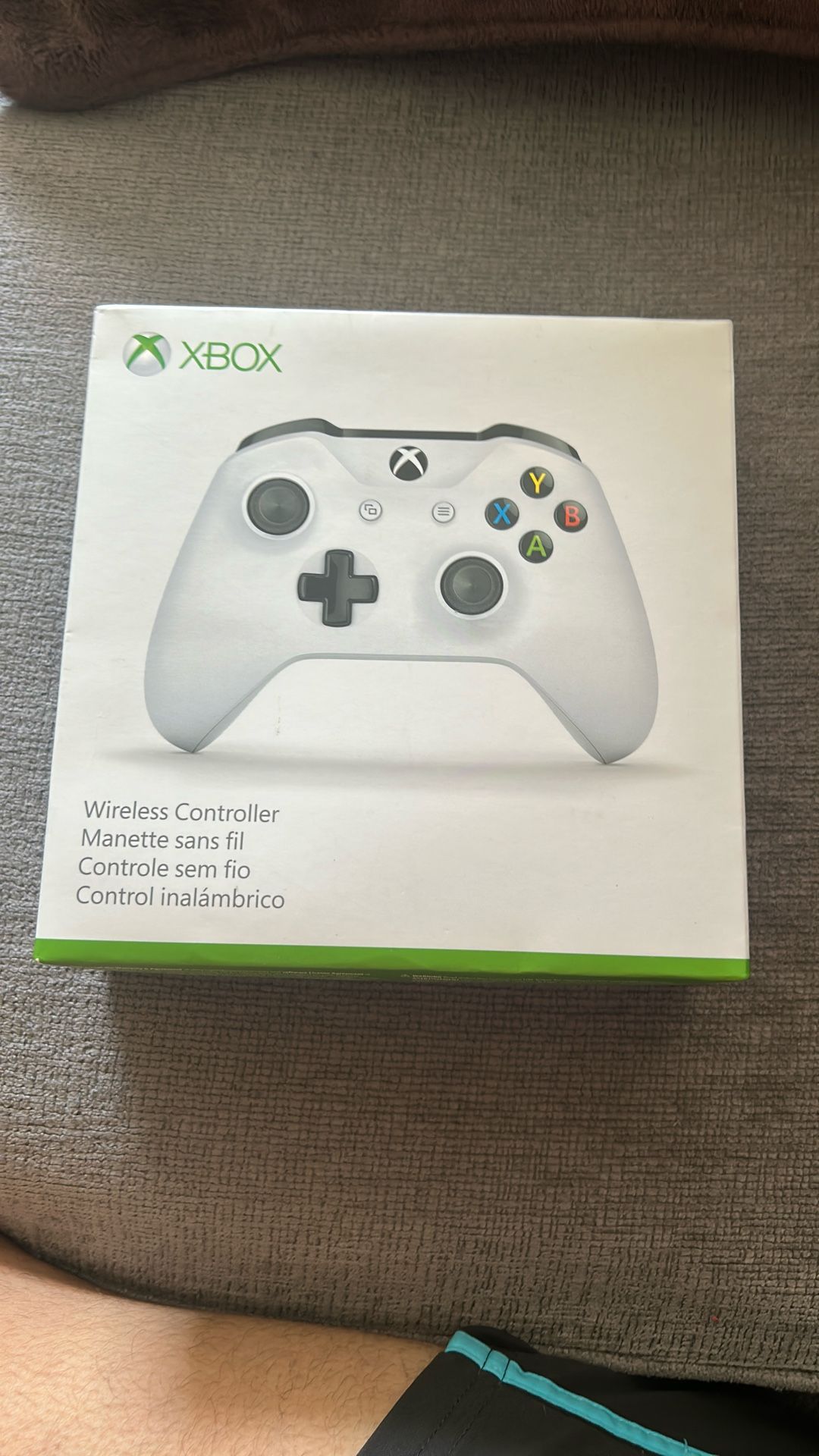 Empty White And Green Xbox Remote Wireless Controller Retail Box