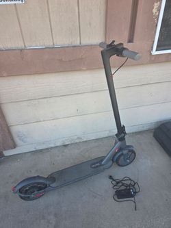 Joyhis electric scooter.