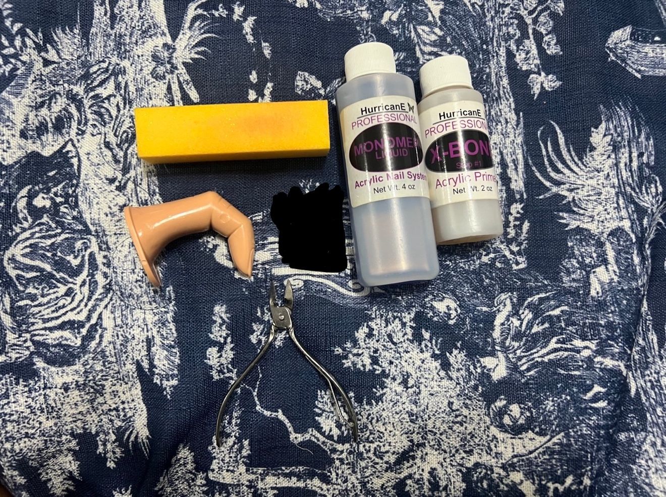 Acrylic nail supplies