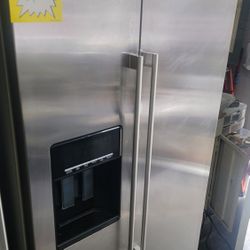 Kenmore Fridge 36w68h 
