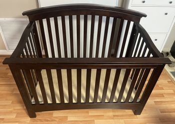 Essentials By Baby Cache Crib OBO for Sale in Tamarac FL OfferUp