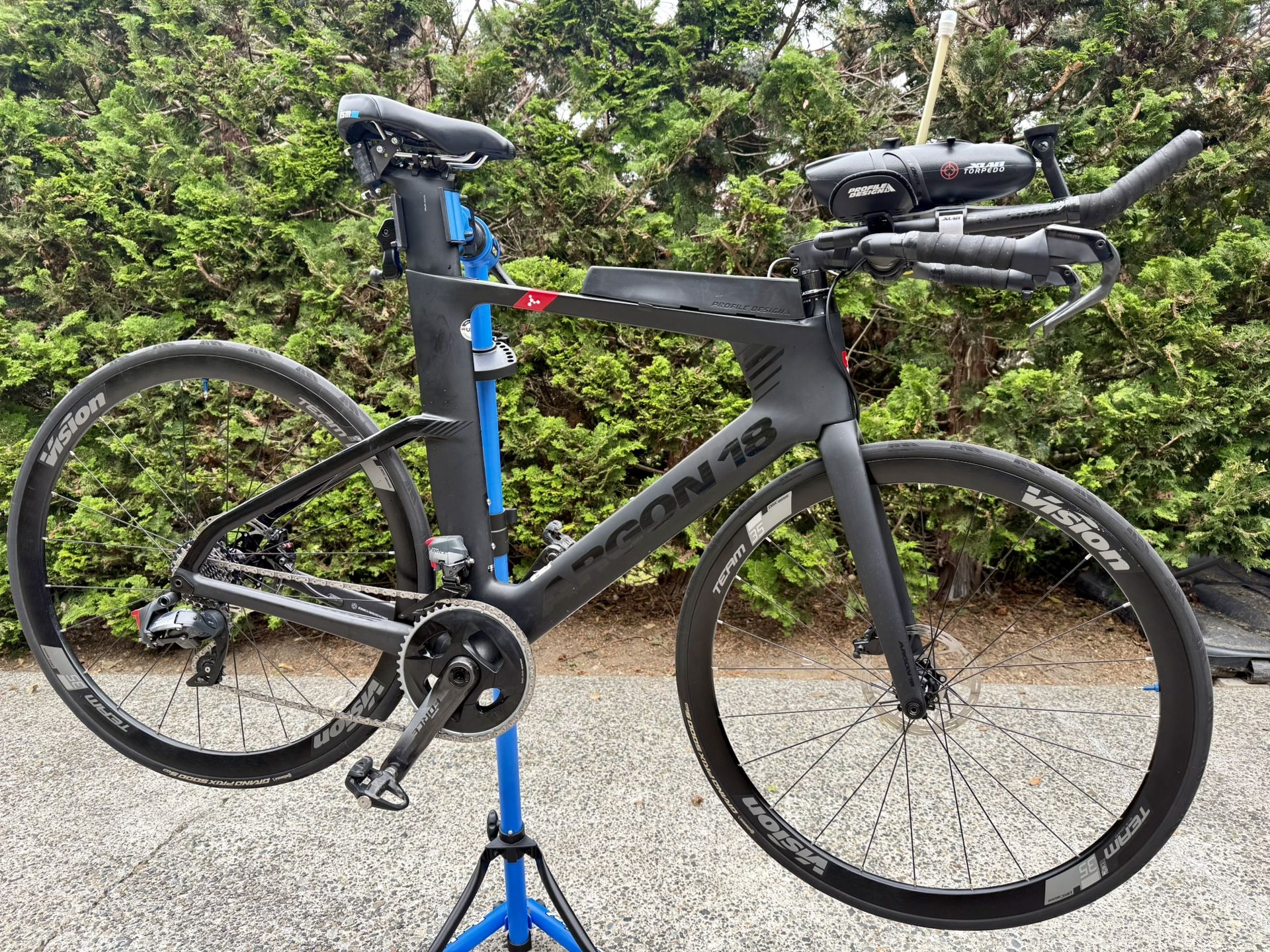 Argon 18 E-117 Tri Disc - Triathlon / Time Trial Bike