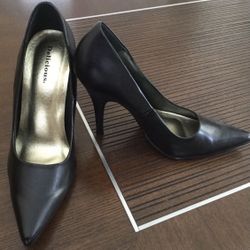New women heels, size 7.5