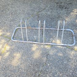 Bike parking for 3 bikes