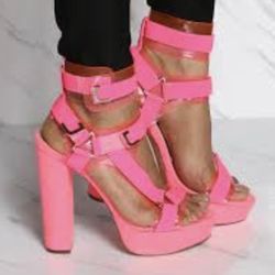 Bright Neon pink Platform Chunky Heels- size 6.5! Rare and sold out!