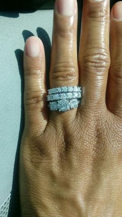 10 karat White gold three rings anniversary set size 7 Reduces item