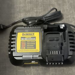 New 20v Dewalt 6amp Charger 