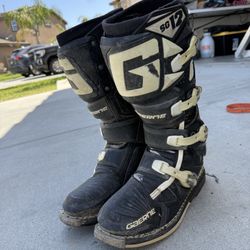 Gearne SG-12 Motorcycle Boots Size 10