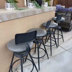Bar Stools 