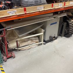 Table Saw With Vacuum Bag