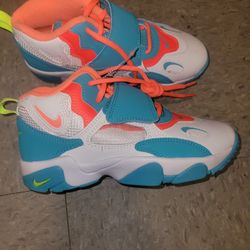 Dan Marinos  Size 3y
