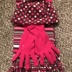 New! 3-Piece Winter Scarf, Hat & Gloves Set