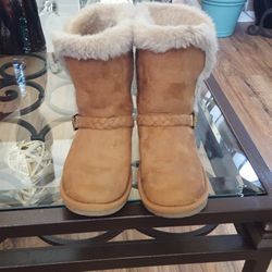 GIRLS SIZE 1 BOOTS