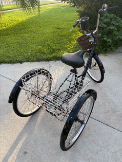 Three wheel bike