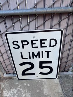 Speed limit 25 metal sign