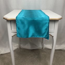 14 Turquoise Rectangle Satin Table Runners 
