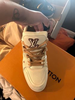 Lv trainer sneaker