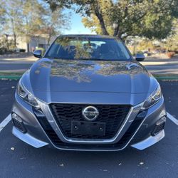 2020 Nissan Altima 