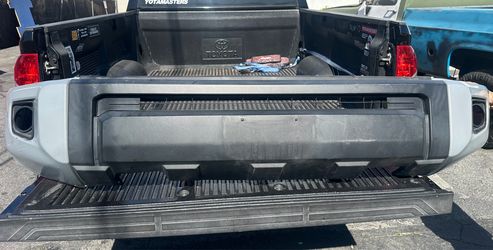 Toyota Tundra 14-21 front bumper