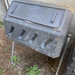 Tumbler Style Compost Bin