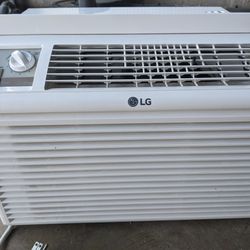 LG Window Air Conditioner And Bracket