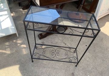 Glass Top Small Accent Table $25 OBO!