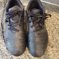 Big Boys Adidas Soccer Cleats, Size 5
