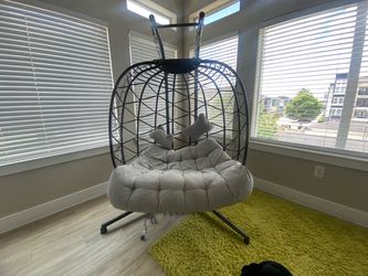 Indoor/outdoor 2 person swing chair