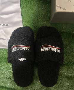 Balenci Fur Slides 